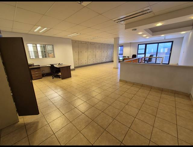609M² WAREHOUSE TO LET IN LINBRO PARK